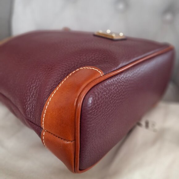 Dooney & Bourke Pebble Grain Crossbody bag - Picture 8 of 8